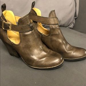 MIA ankle boots